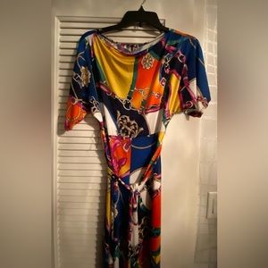 Colorful jumpsuit with belt